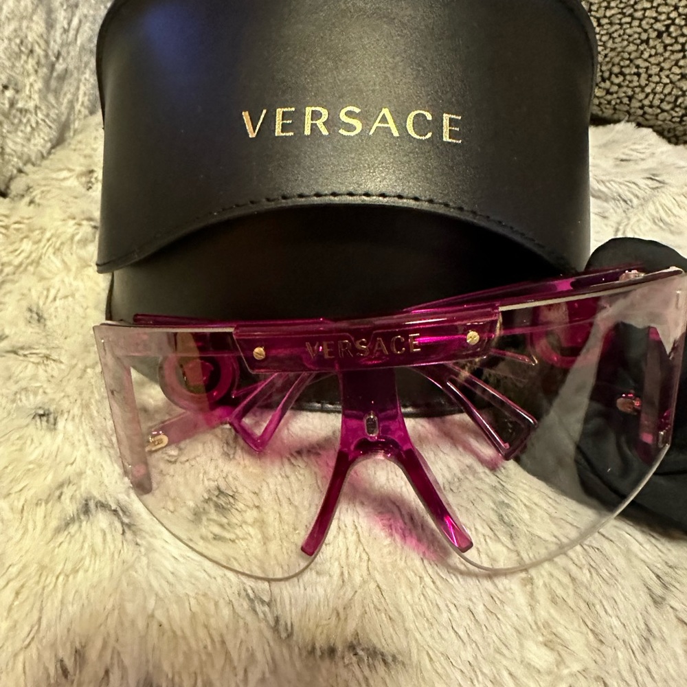 New Versase glasses